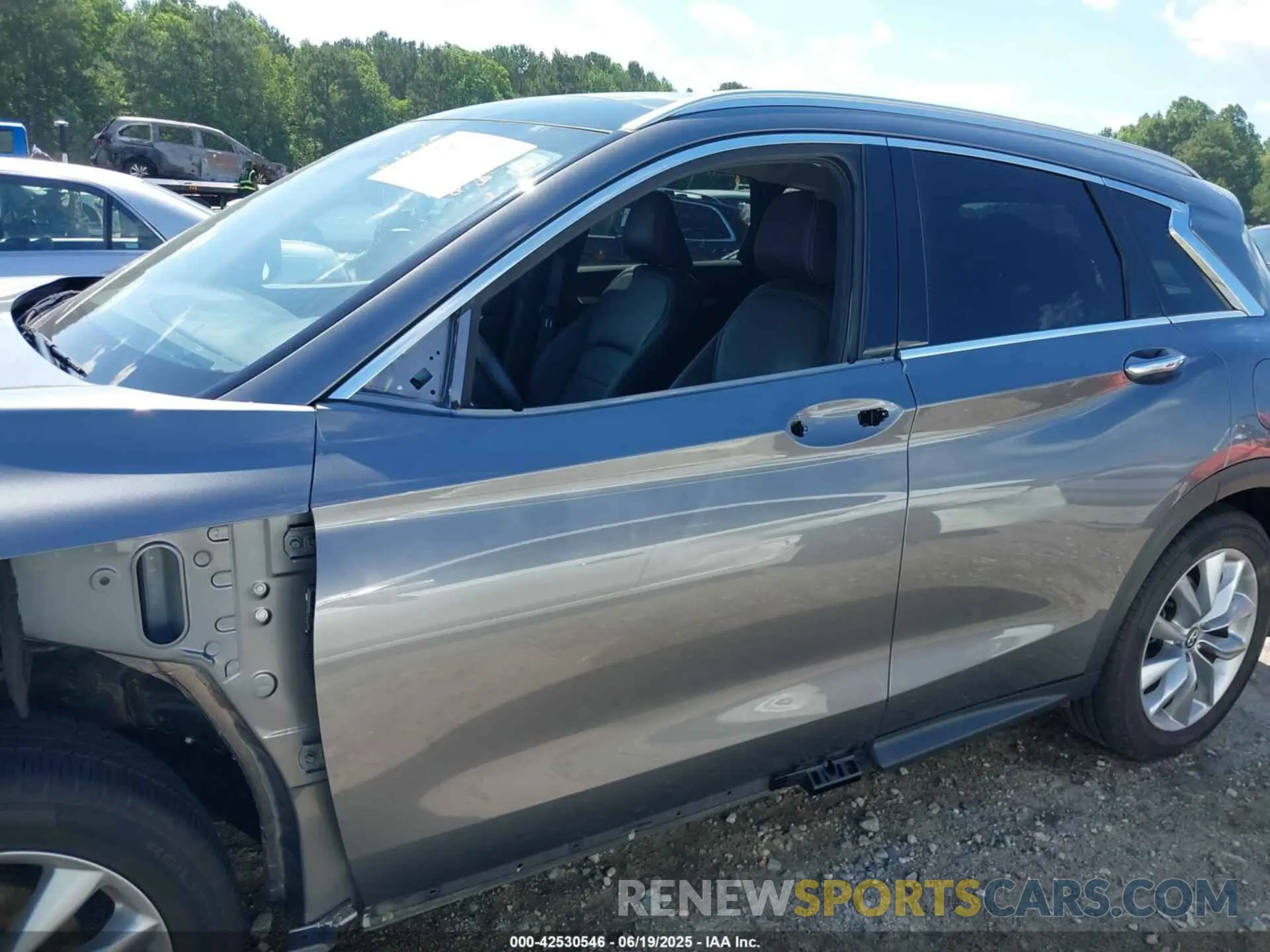 15 Photograph of a damaged car 3PCAJ5BB0MF109479 INFINITI QX50 2021