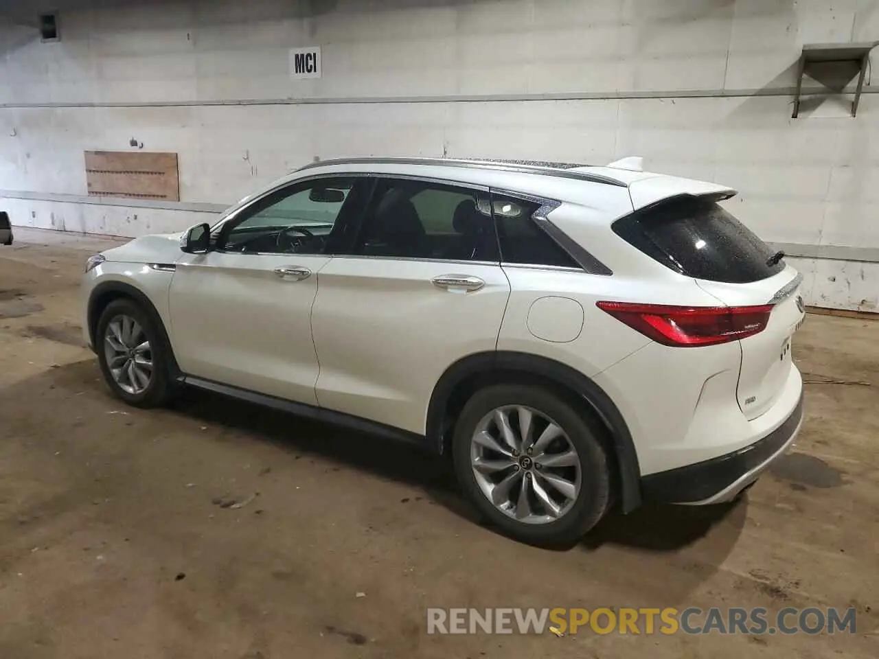2 Photograph of a damaged car 3PCAJ5BB1MF109989 INFINITI QX50 2021