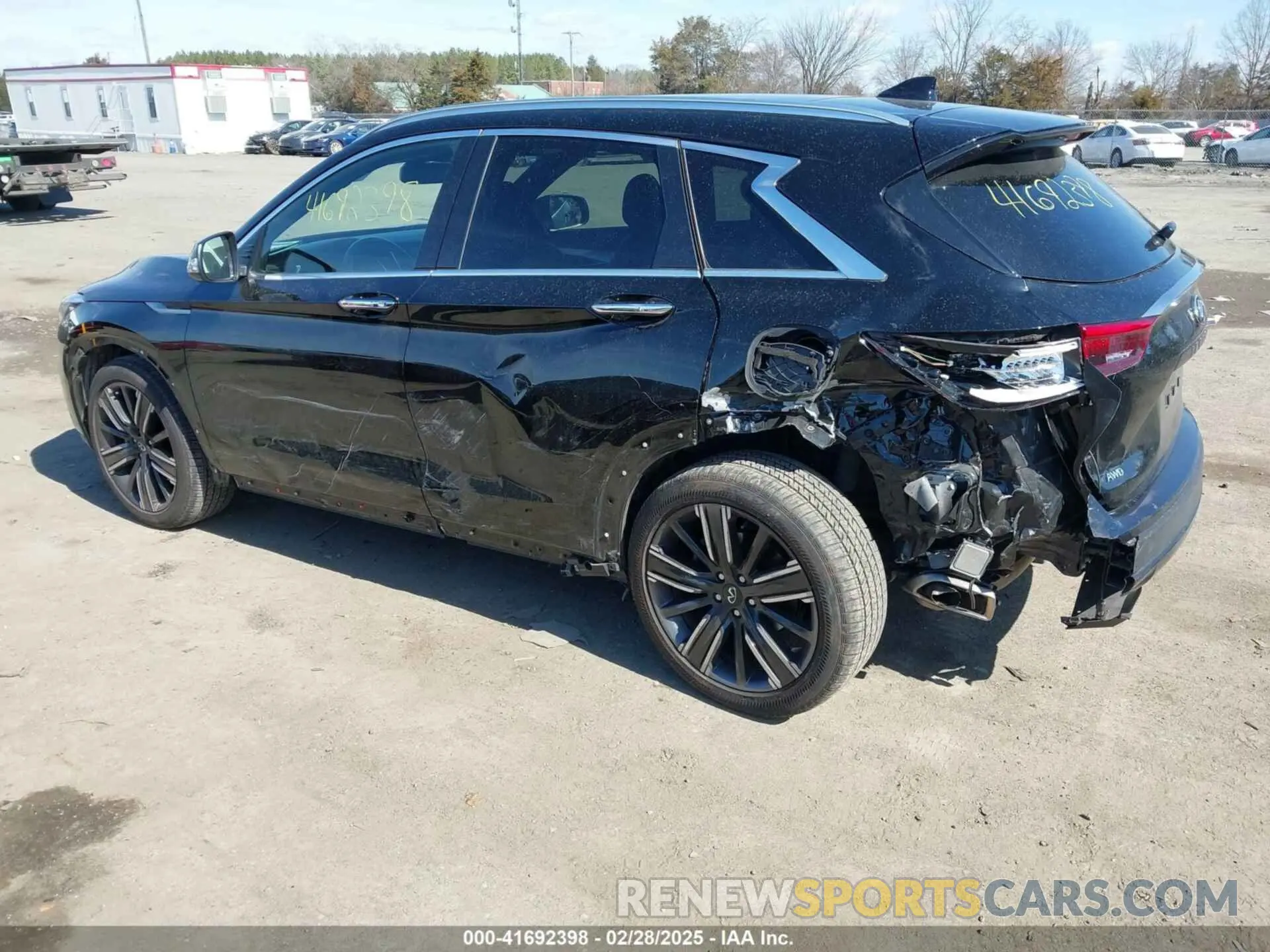 3 Photograph of a damaged car 3PCAJ5BB3MF119293 INFINITI QX50 2021