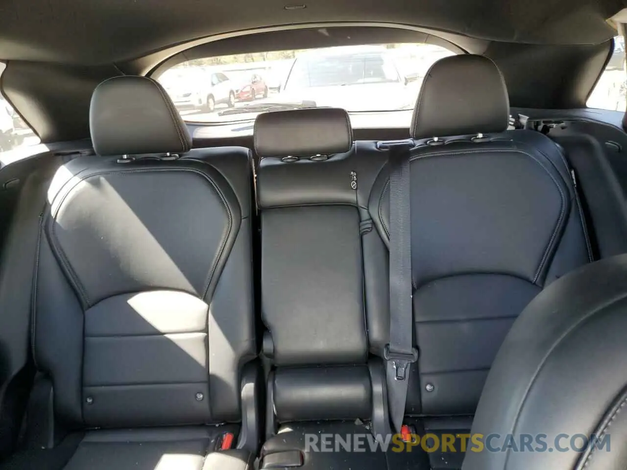 10 Photograph of a damaged car 3PCAJ5BB6MF124388 INFINITI QX50 2021