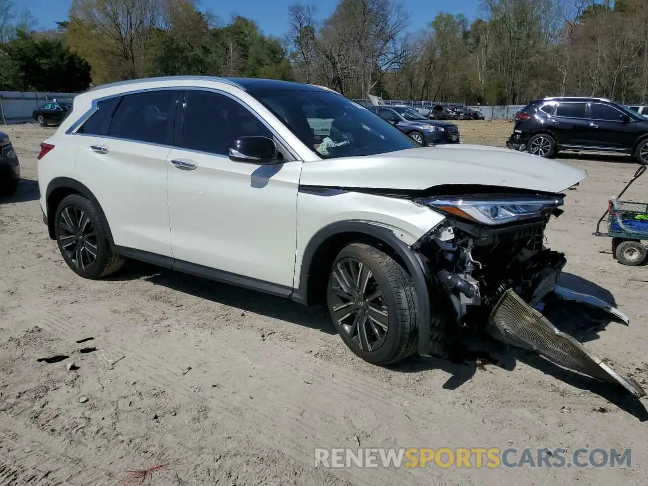 4 Photograph of a damaged car 3PCAJ5BB6MF124388 INFINITI QX50 2021