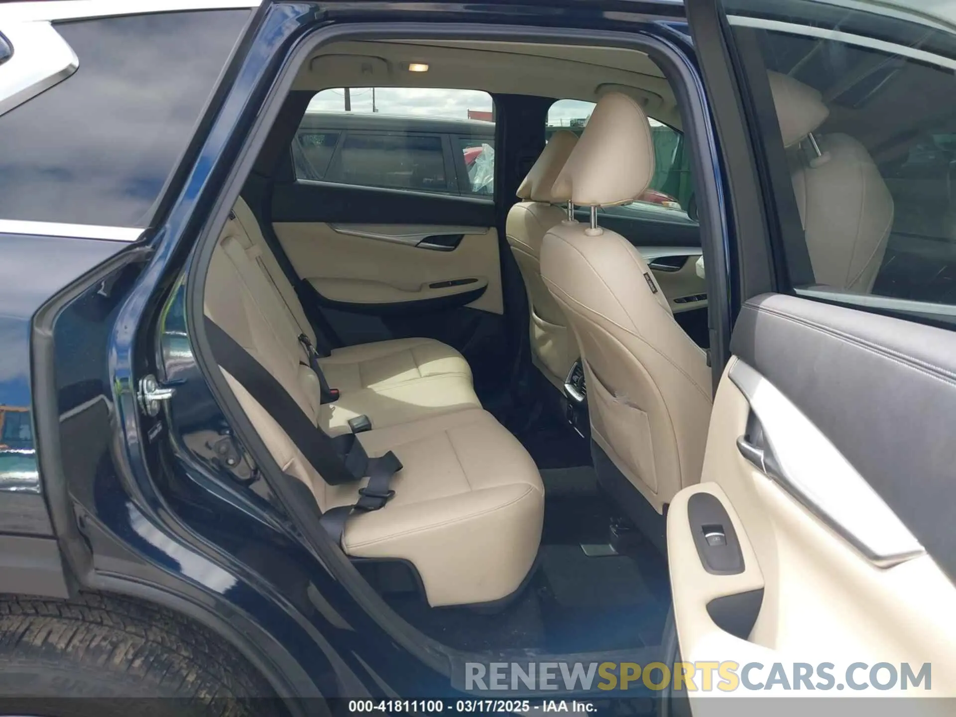 8 Photograph of a damaged car 3PCAJ5BB7MF123895 INFINITI QX50 2021