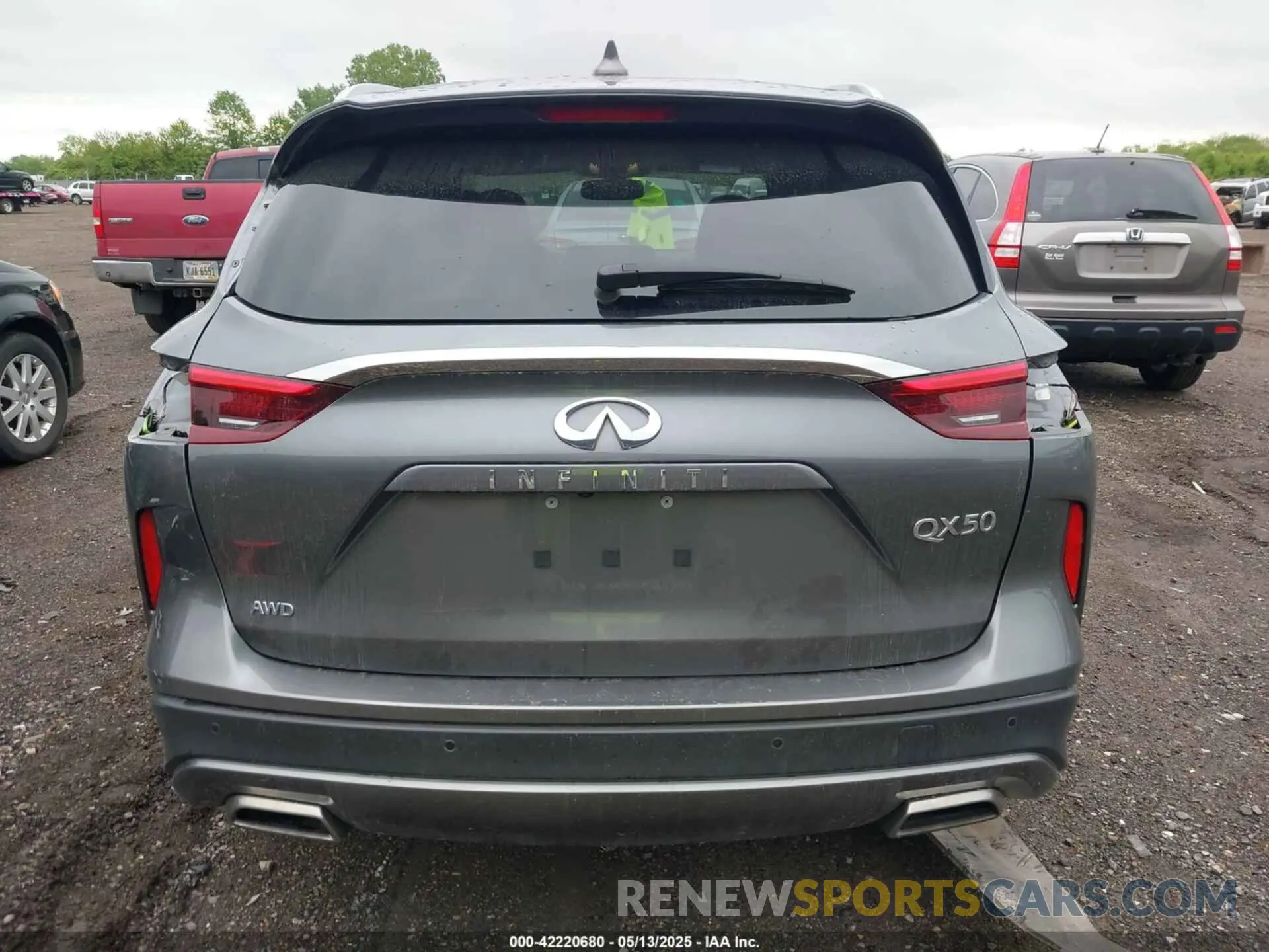 17 Photograph of a damaged car 3PCAJ5BB7MF126327 INFINITI QX50 2021