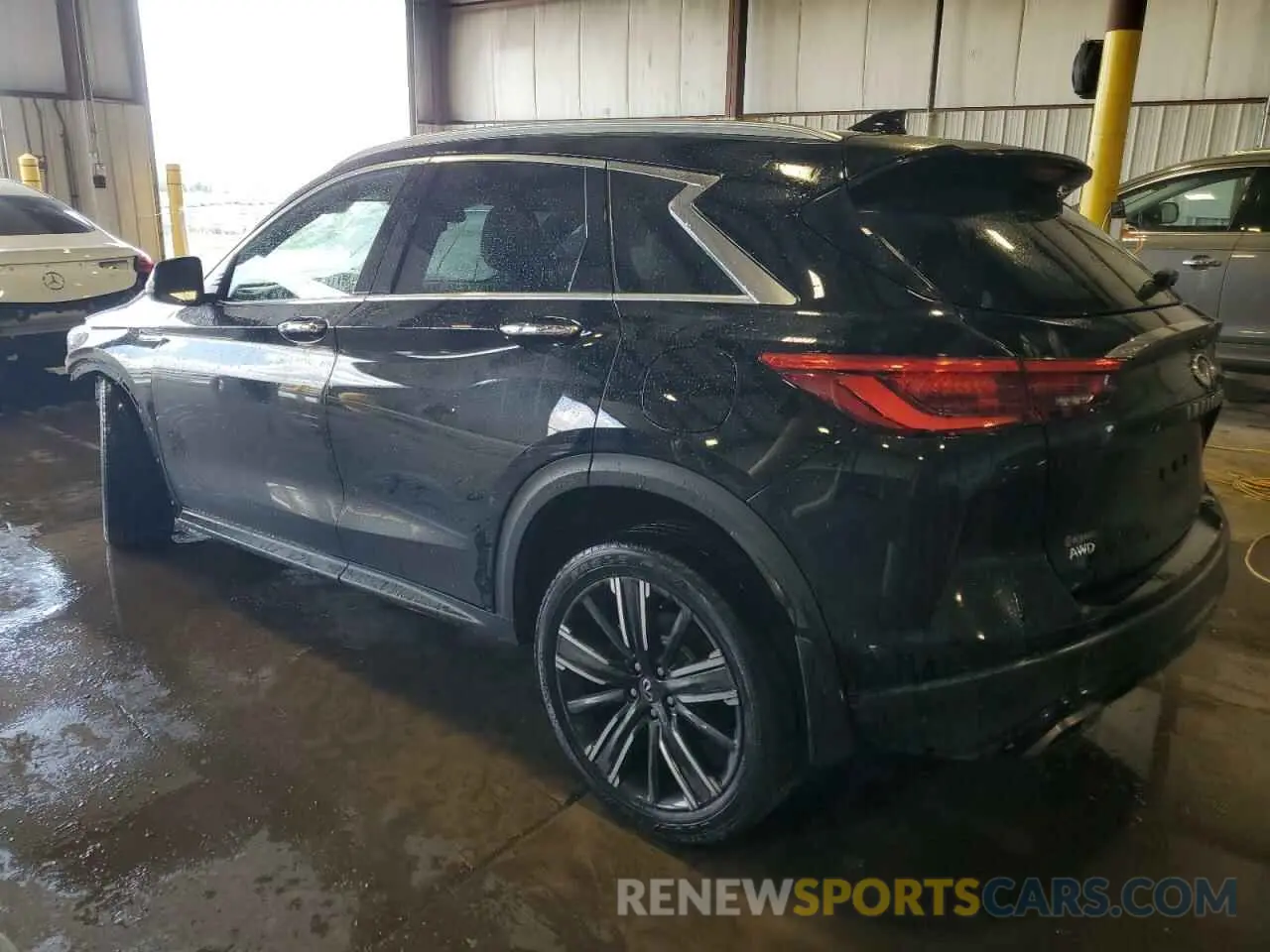 2 Photograph of a damaged car 3PCAJ5BB9MF119427 INFINITI QX50 2021
