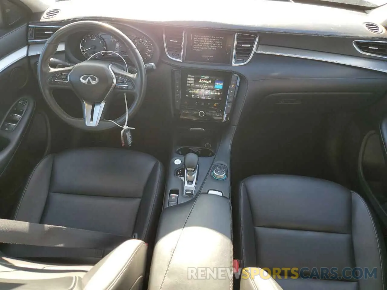8 Photograph of a damaged car 3PCAJ5BB9MF123817 INFINITI QX50 2021