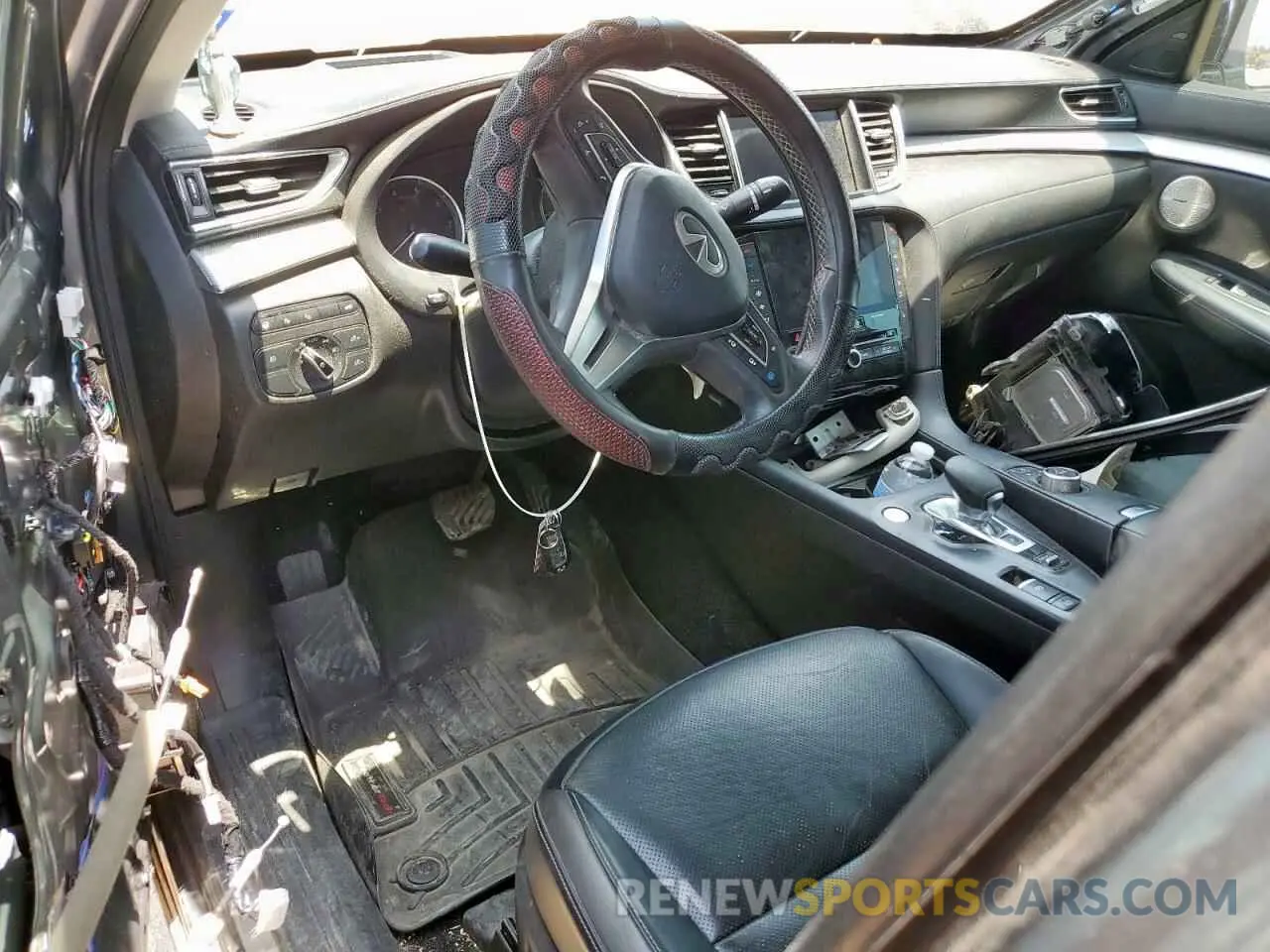 8 Photograph of a damaged car 3PCAJ5CA4MF101584 INFINITI QX50 2021