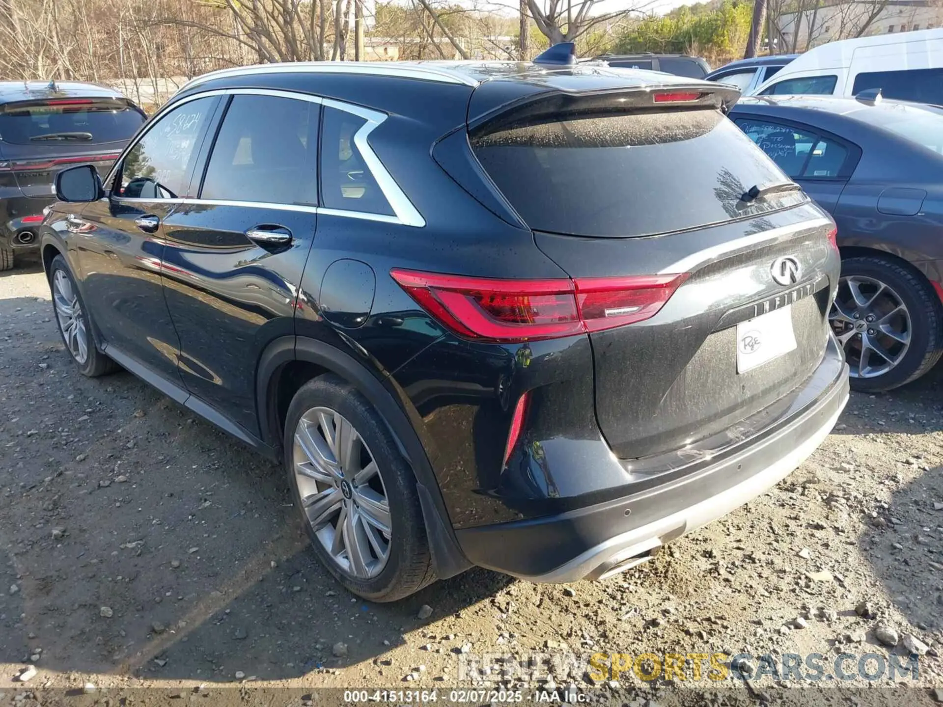 3 Photograph of a damaged car 3PCAJ5CA9MF100592 INFINITI QX50 2021