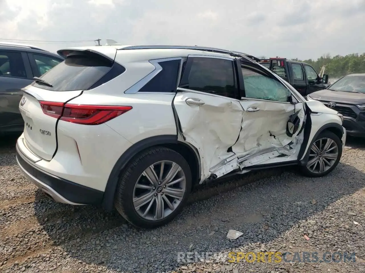 3 Photograph of a damaged car 3PCAJ5CB2MF119218 INFINITI QX50 2021