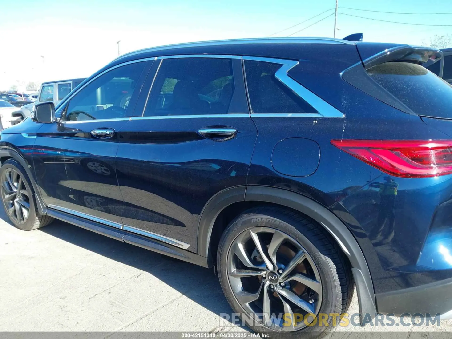 15 Photograph of a damaged car 3PCAJ5DA7MF100797 INFINITI QX50 2021