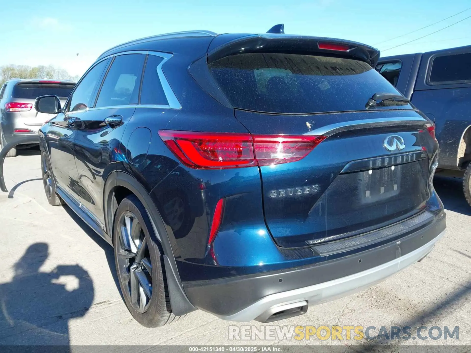 3 Photograph of a damaged car 3PCAJ5DA7MF100797 INFINITI QX50 2021