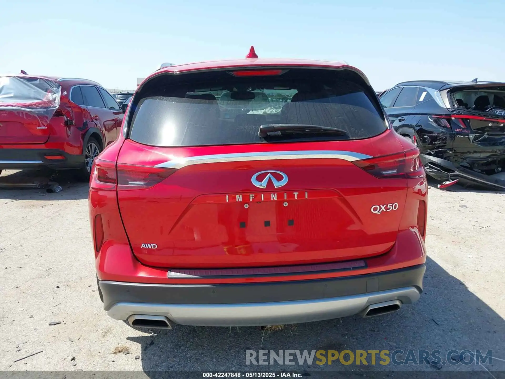 17 Photograph of a damaged car 3PCAJ5DB0MF111875 INFINITI QX50 2021