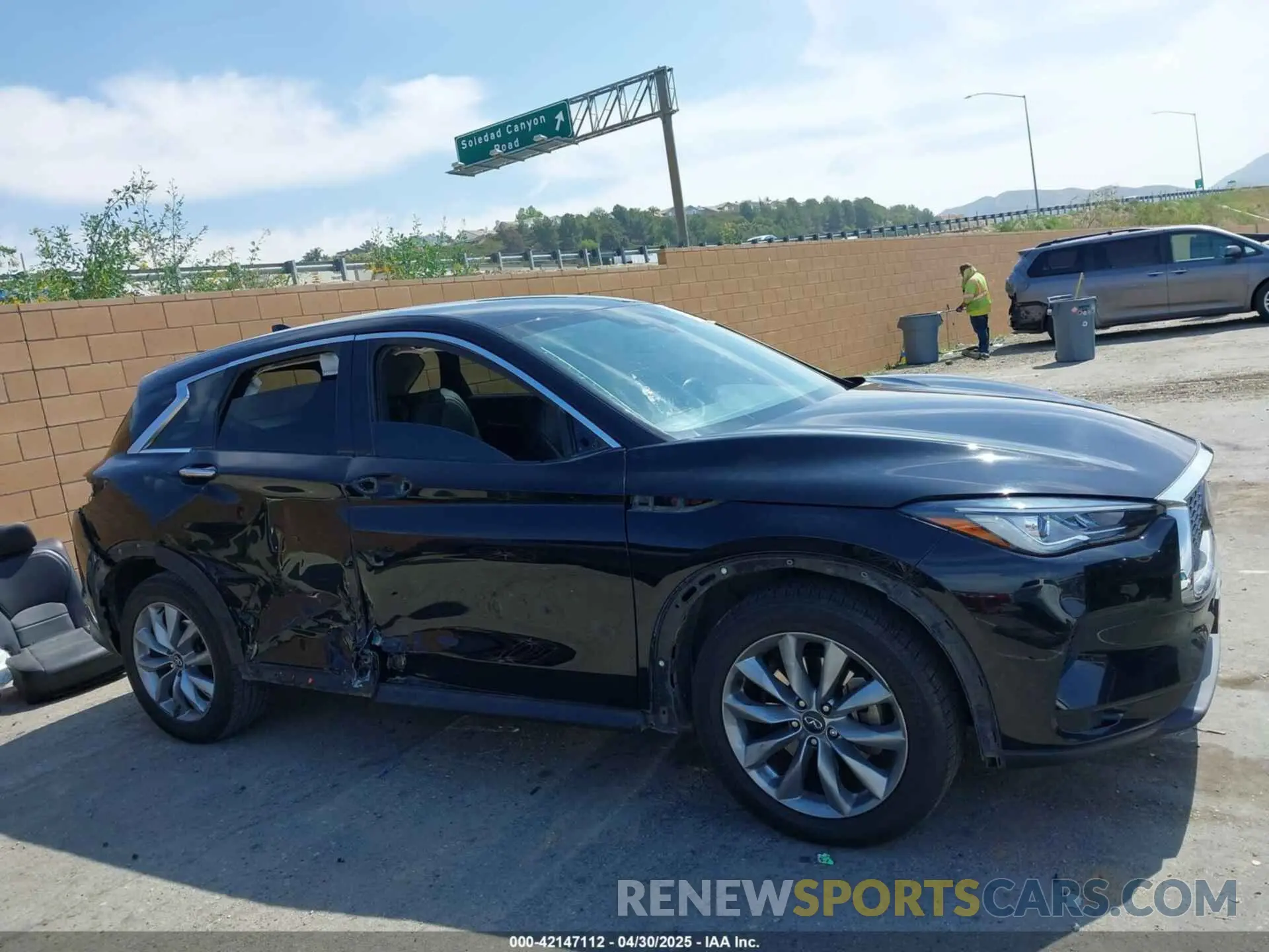 14 Photograph of a damaged car 3PCAJ5AA4NF107602 INFINITI QX50 2022