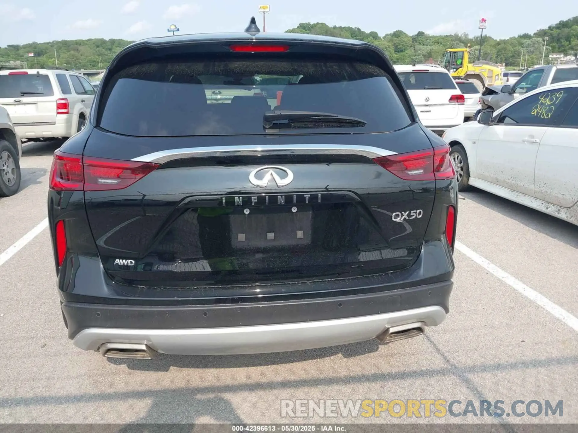 16 Photograph of a damaged car 3PCAJ5AB2NF109454 INFINITI QX50 2022