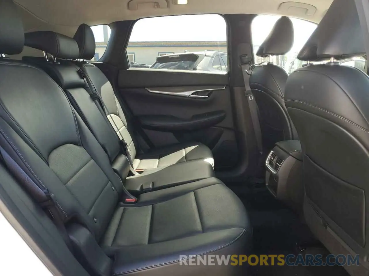 11 Photograph of a damaged car 3PCAJ5BA6NF113786 INFINITI QX50 2022