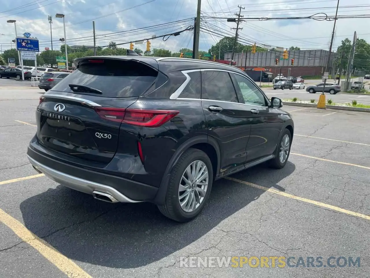 4 Photograph of a damaged car 3PCAJ5BA0PF108571 INFINITI QX50 2023