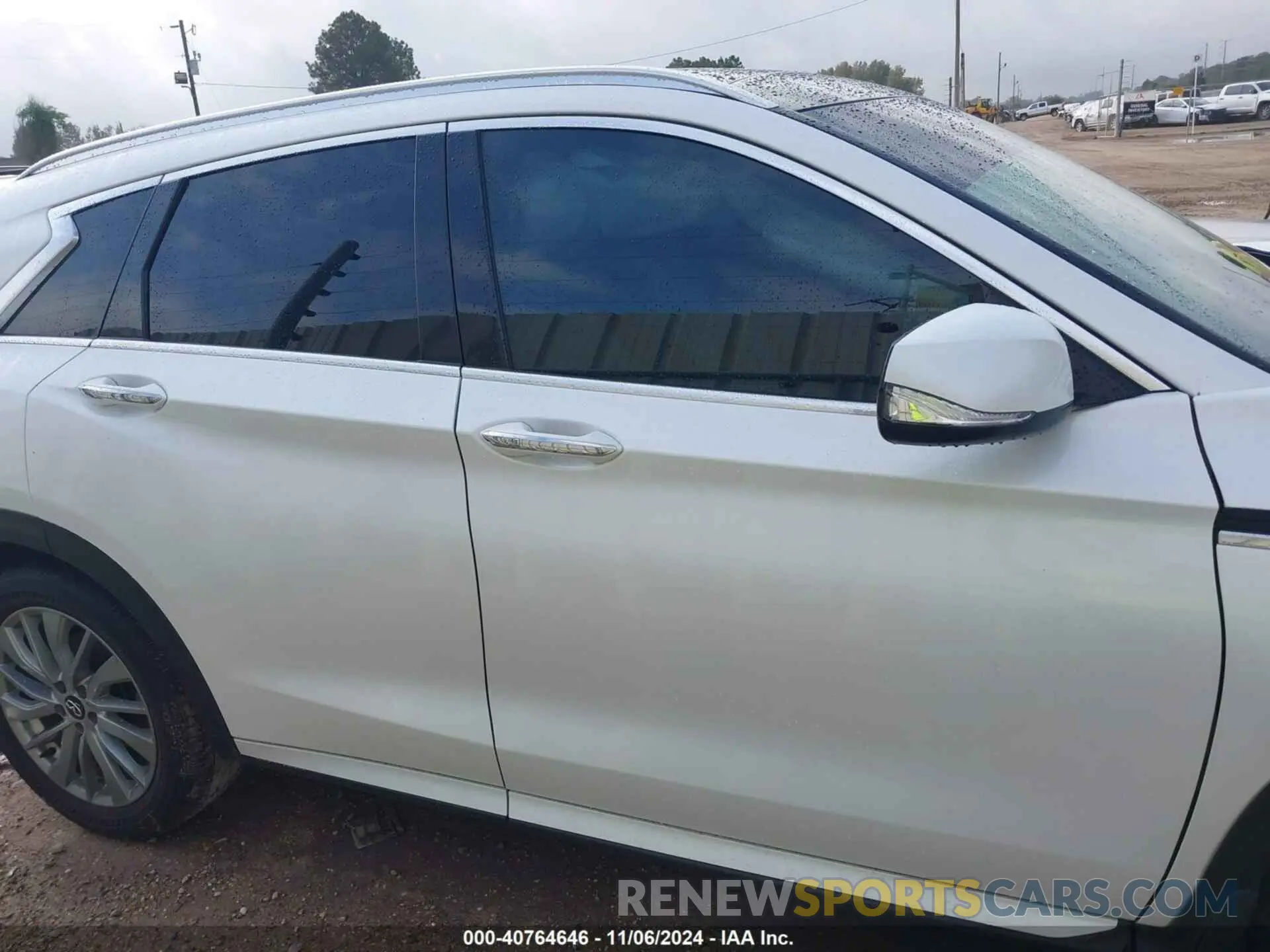 14 Photograph of a damaged car 3PCAJ5BA3PF114574 INFINITI QX50 2023