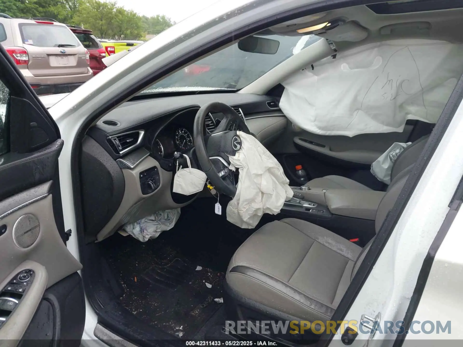5 Photograph of a damaged car 3PCAJ5BA5PF116908 INFINITI QX50 2023