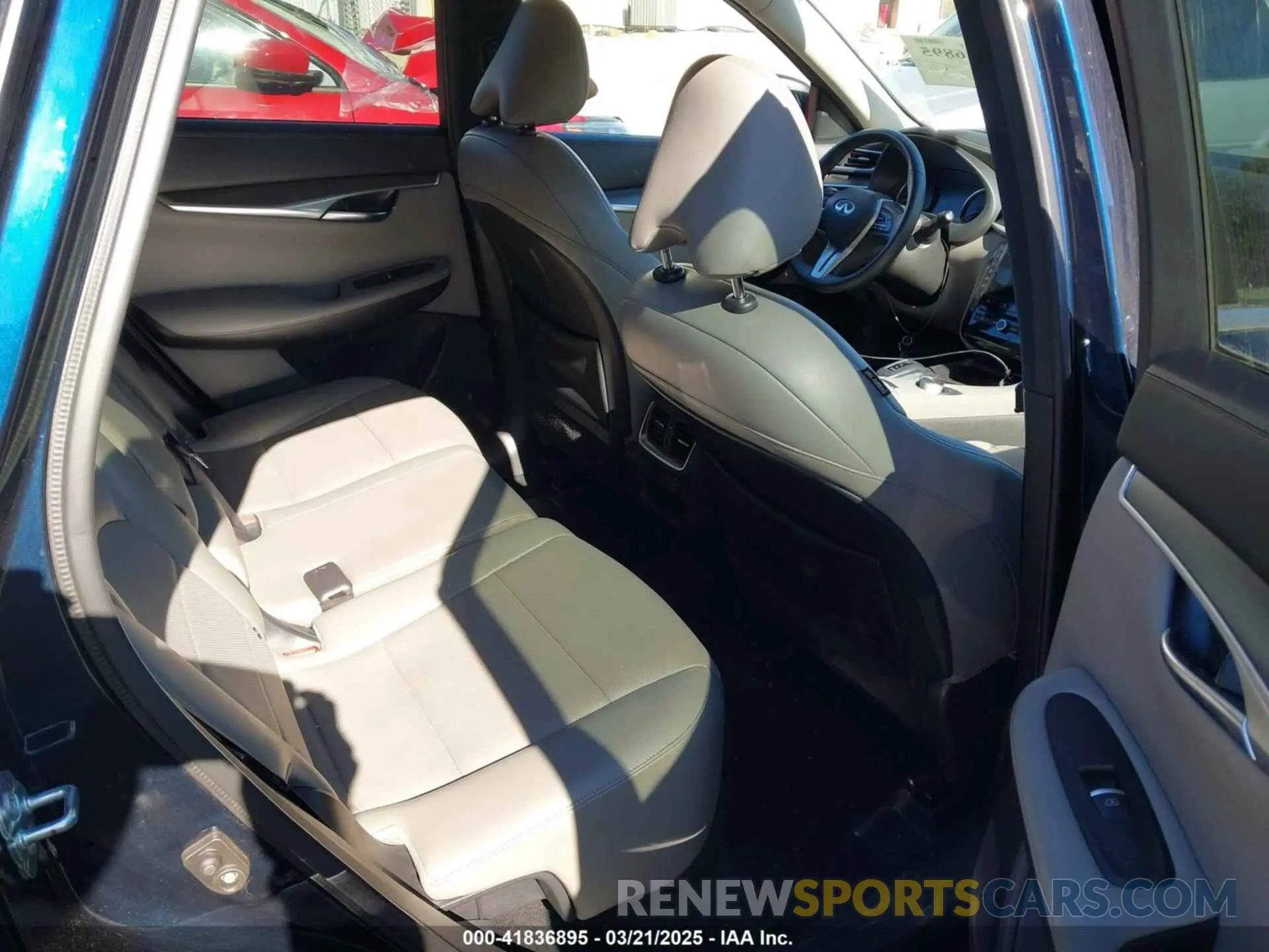 8 Photograph of a damaged car 3PCAJ5BA6PF104962 INFINITI QX50 2023