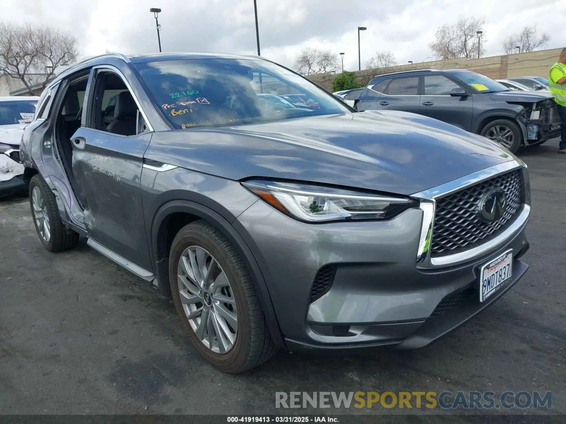 1 Photograph of a damaged car 3PCAJ5BB1PF106692 INFINITI QX50 2023