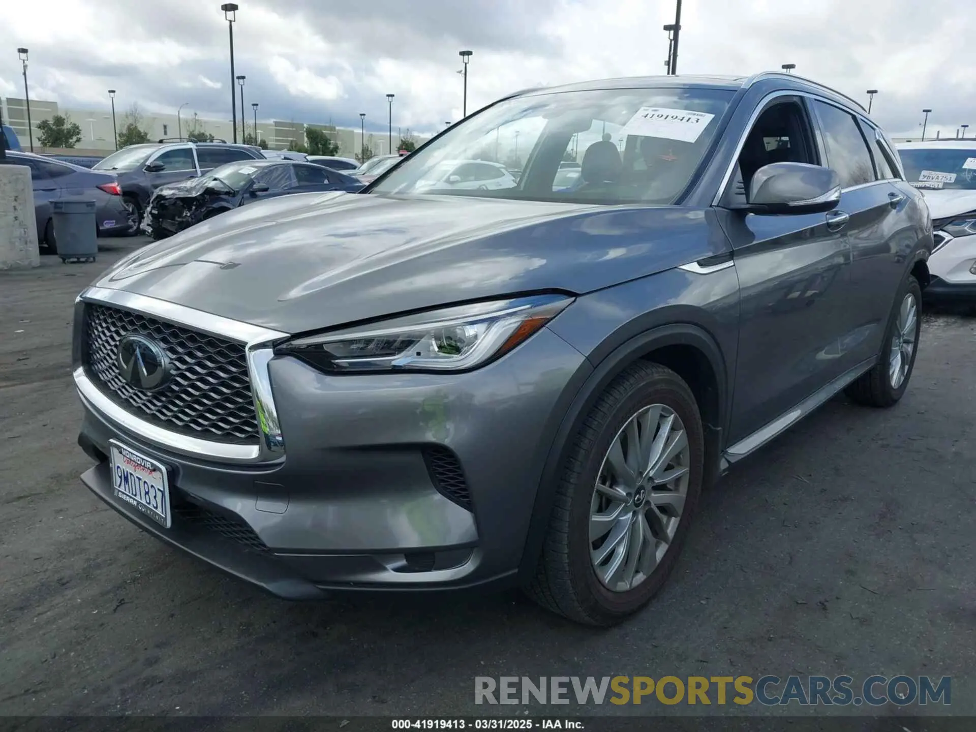2 Photograph of a damaged car 3PCAJ5BB1PF106692 INFINITI QX50 2023