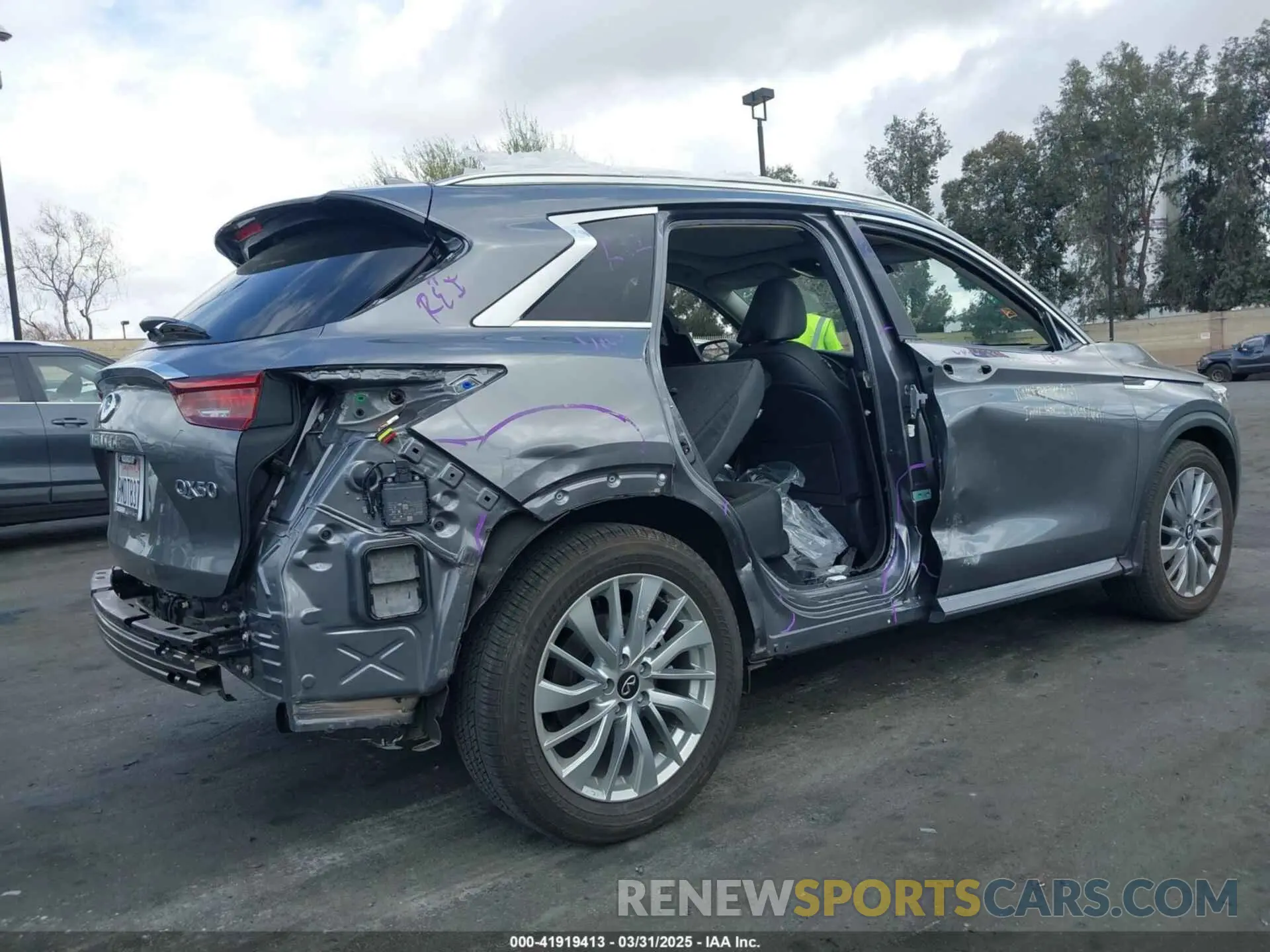 6 Photograph of a damaged car 3PCAJ5BB1PF106692 INFINITI QX50 2023