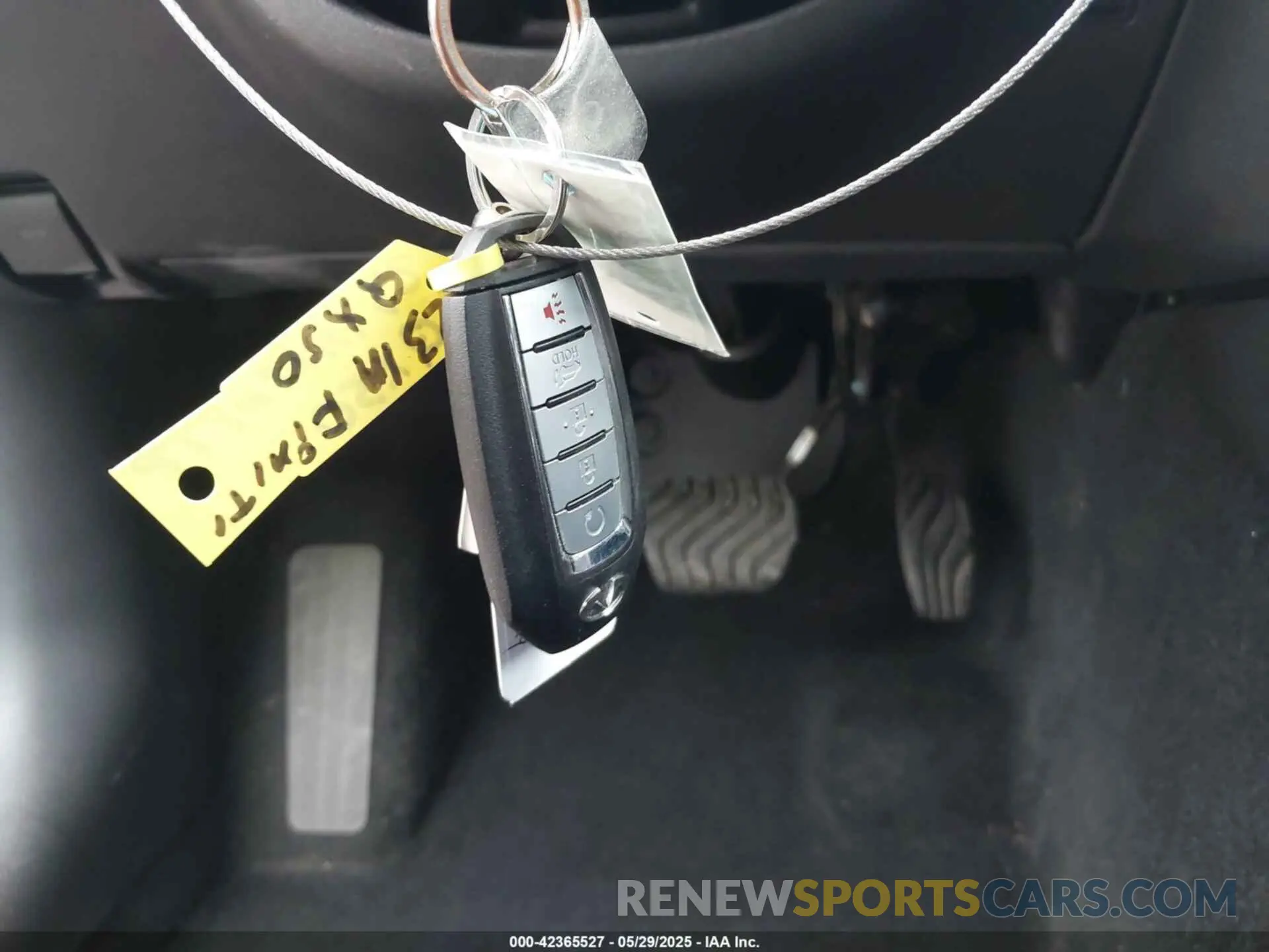 11 Photograph of a damaged car 3PCAJ5FA9PF108160 INFINITI QX50 2023