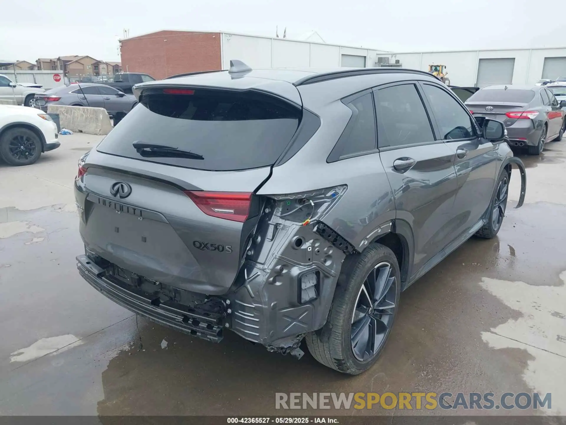 4 Photograph of a damaged car 3PCAJ5FA9PF108160 INFINITI QX50 2023