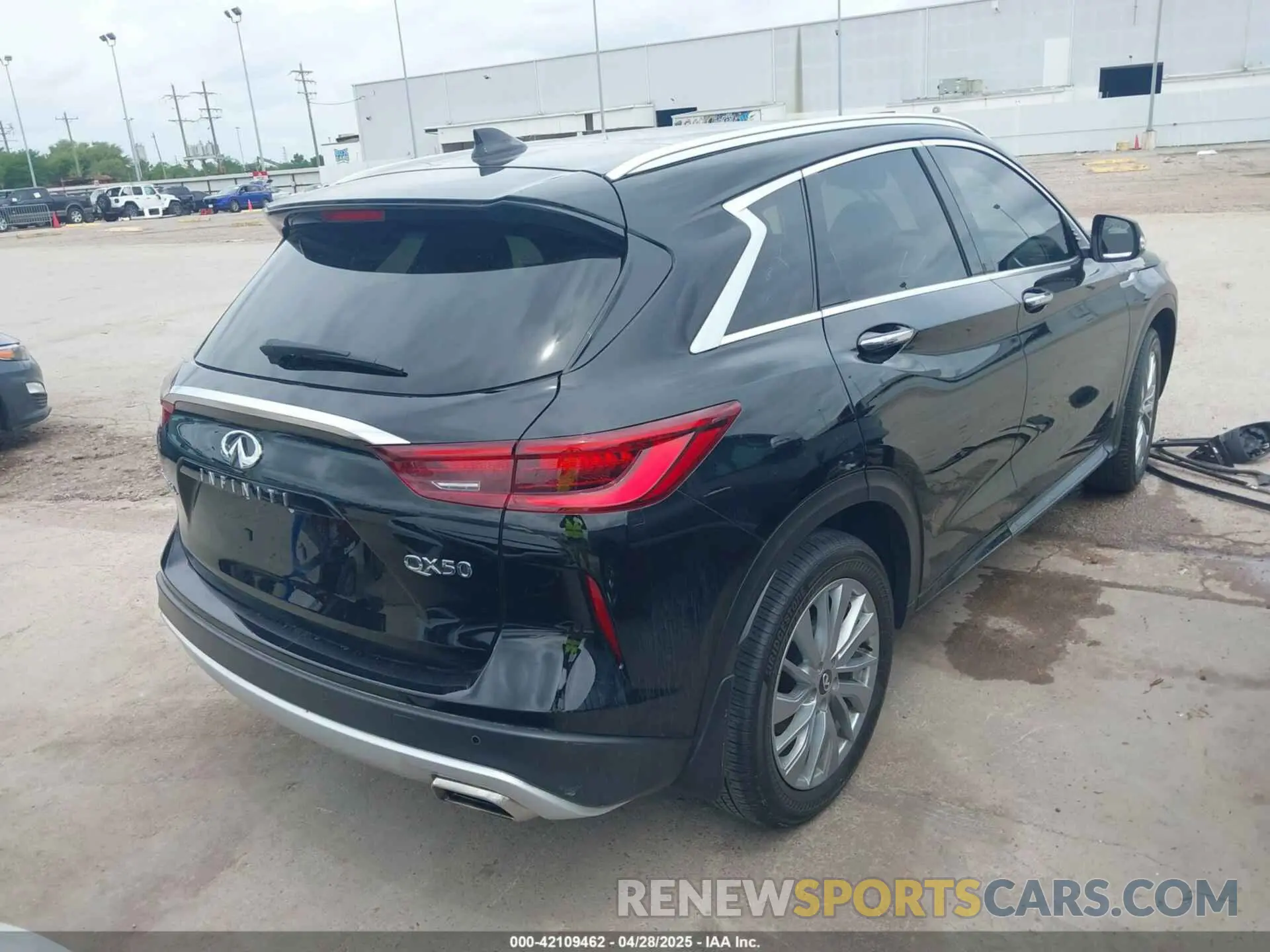 4 Photograph of a damaged car 3PCAJ5BA7RF101801 INFINITI QX50 2024