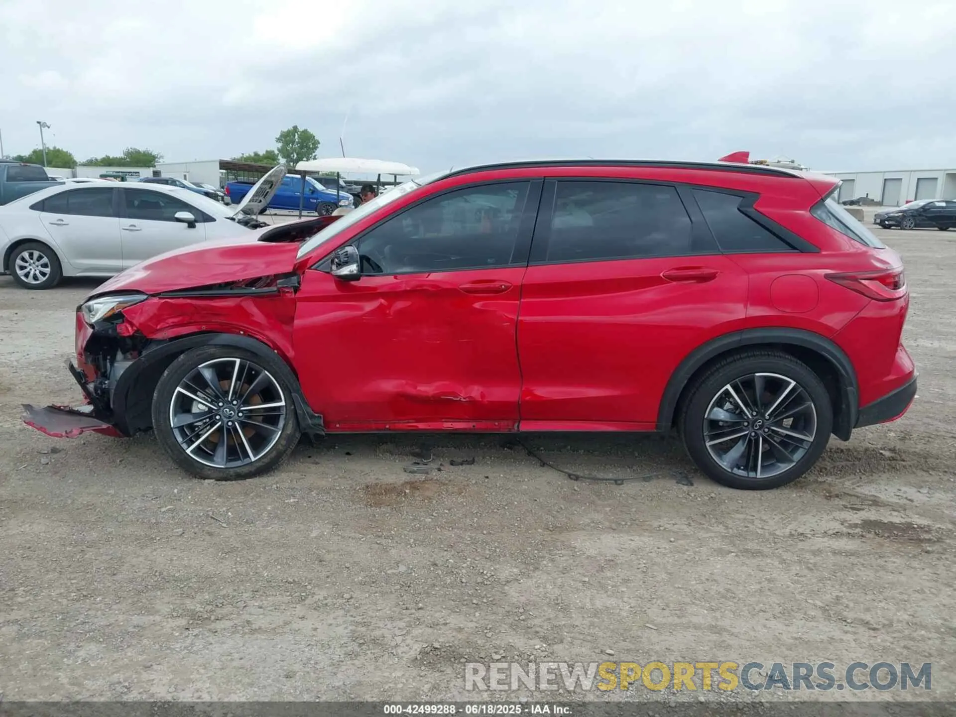 14 Photograph of a damaged car 3PCAJ5FA3RF112157 INFINITI QX50 2024