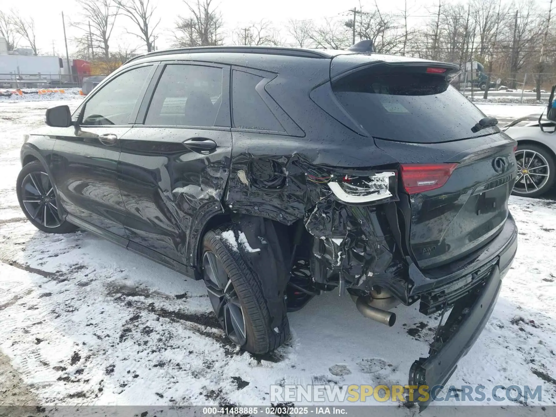 3 Photograph of a damaged car 3PCAJ5FB7RF101400 INFINITI QX50 2024