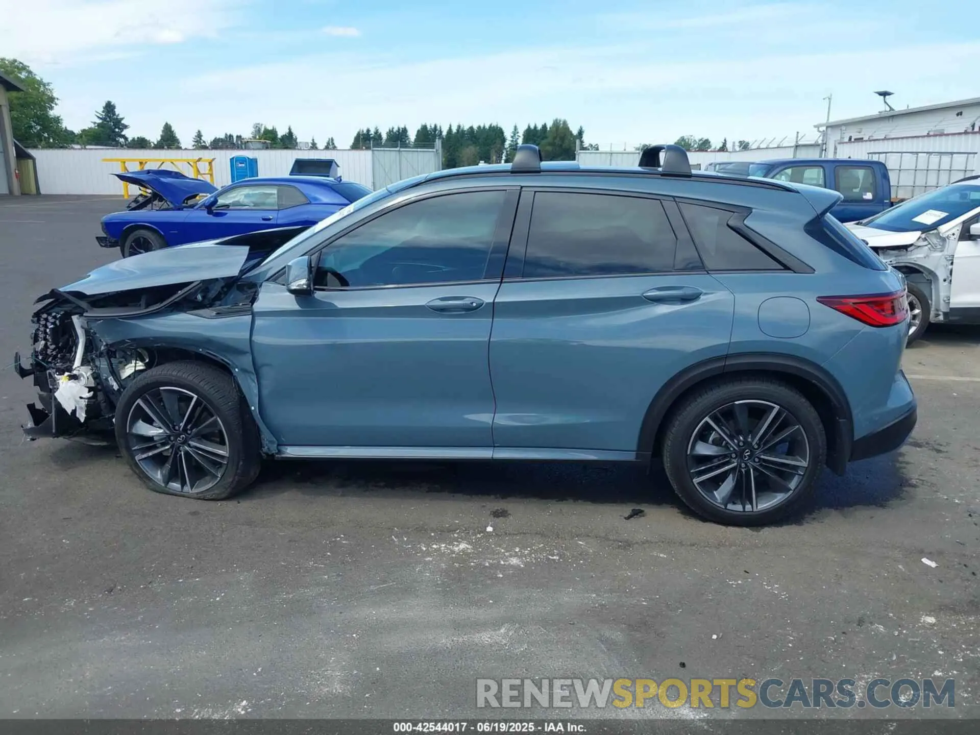 15 Photograph of a damaged car 3PCAJ5FB5SF106391 INFINITI QX50 2025