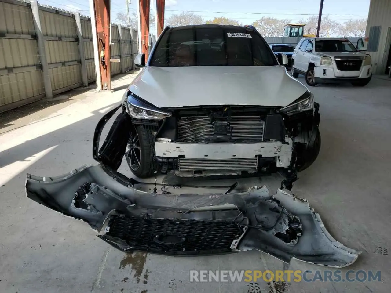 5 Photograph of a damaged car 3PCAJ5FAXPF117708 INFINITI QX50 SPORT 2023