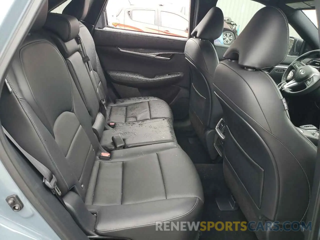 11 Photograph of a damaged car 3PCAJ5FA0RF102170 INFINITI QX50 SPORT 2024