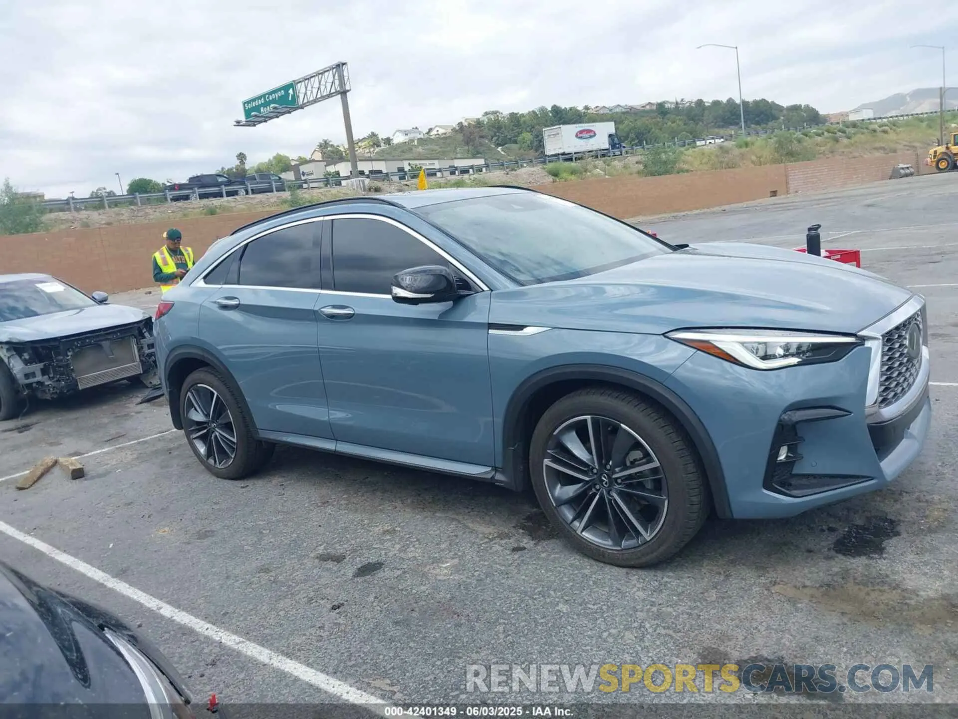 13 Photograph of a damaged car 3PCAJ5K34NF102027 INFINITI QX55 2022