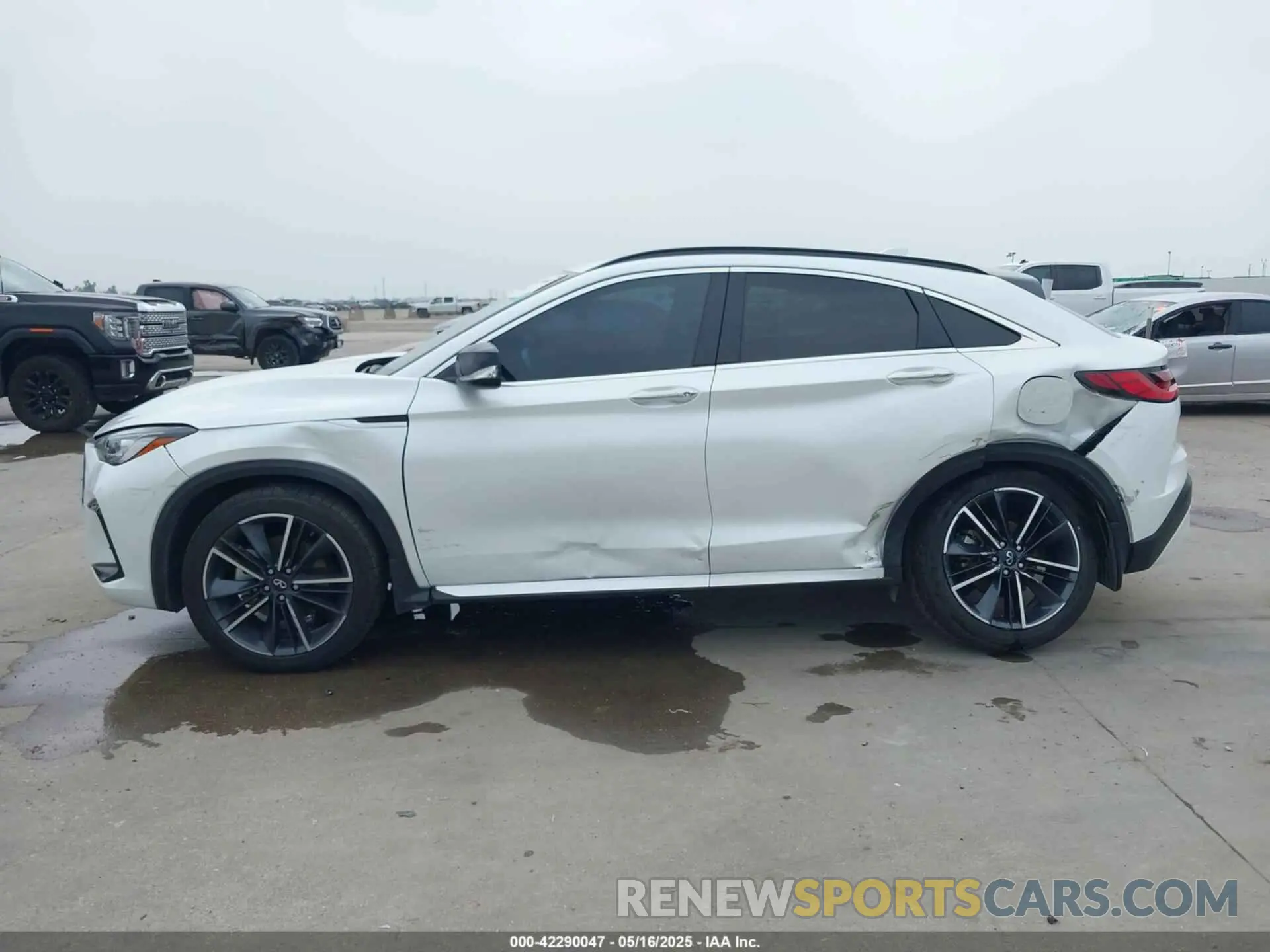 14 Photograph of a damaged car 3PCAJ5JR3PF115036 INFINITI QX55 2023