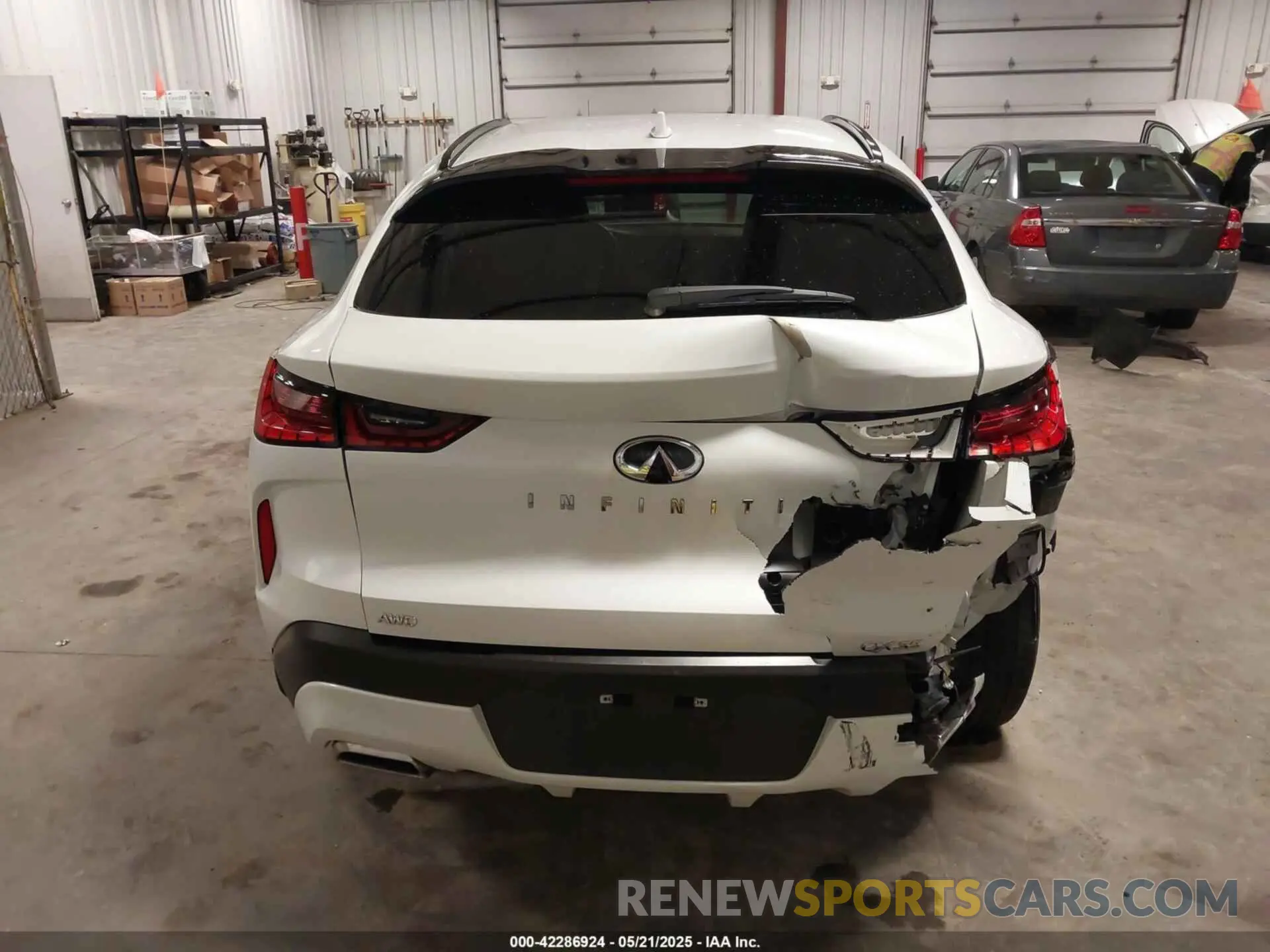 16 Photograph of a damaged car 3PCAJ5KR3PF121093 INFINITI QX55 2023