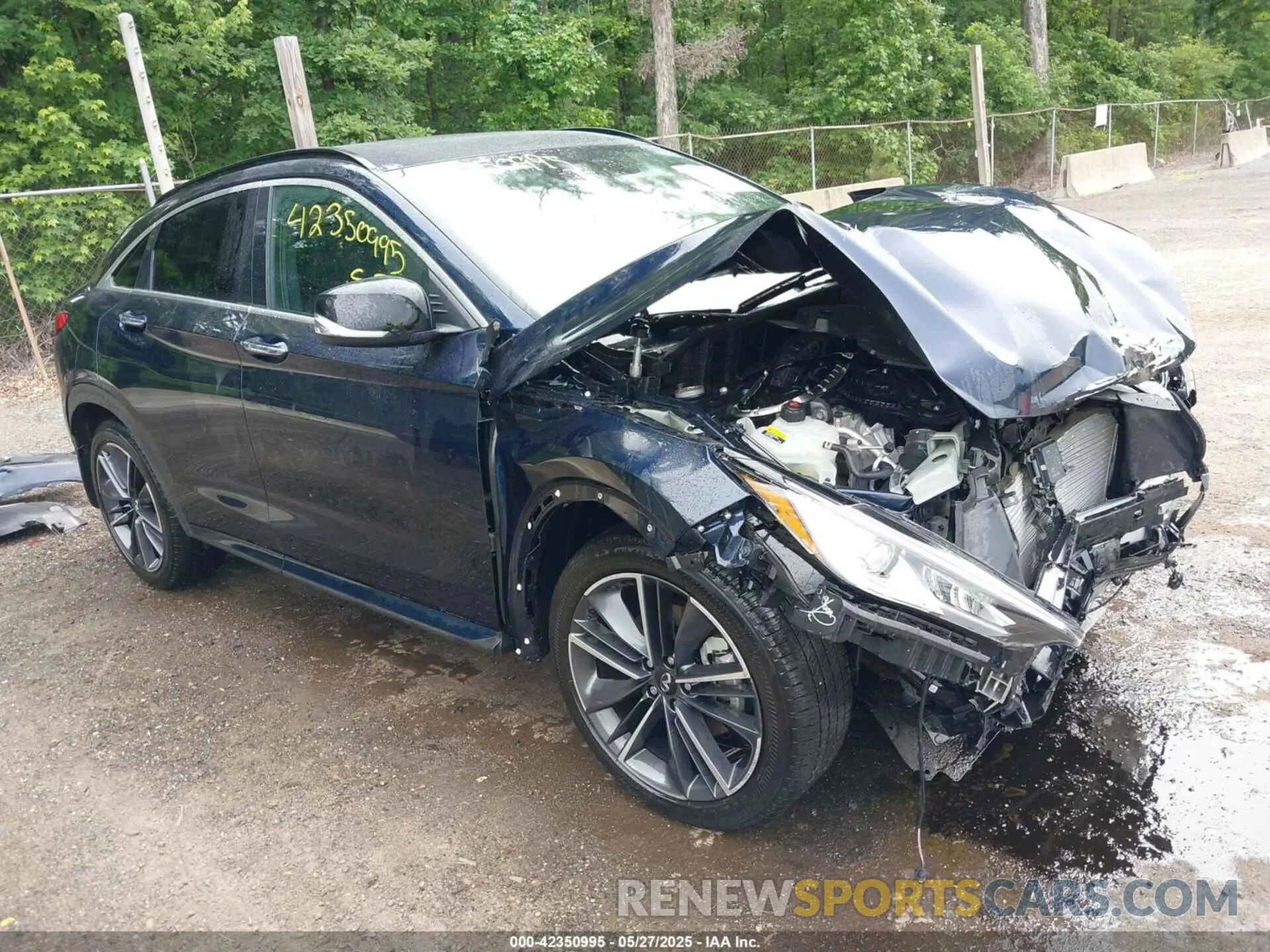 1 Photograph of a damaged car 3PCAJ5JR4SF100585 INFINITI QX55 2025