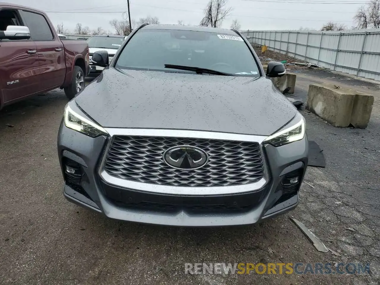5 Photograph of a damaged car 3PCAJ5K39NF100886 INFINITI QX55 ESSEN 2022