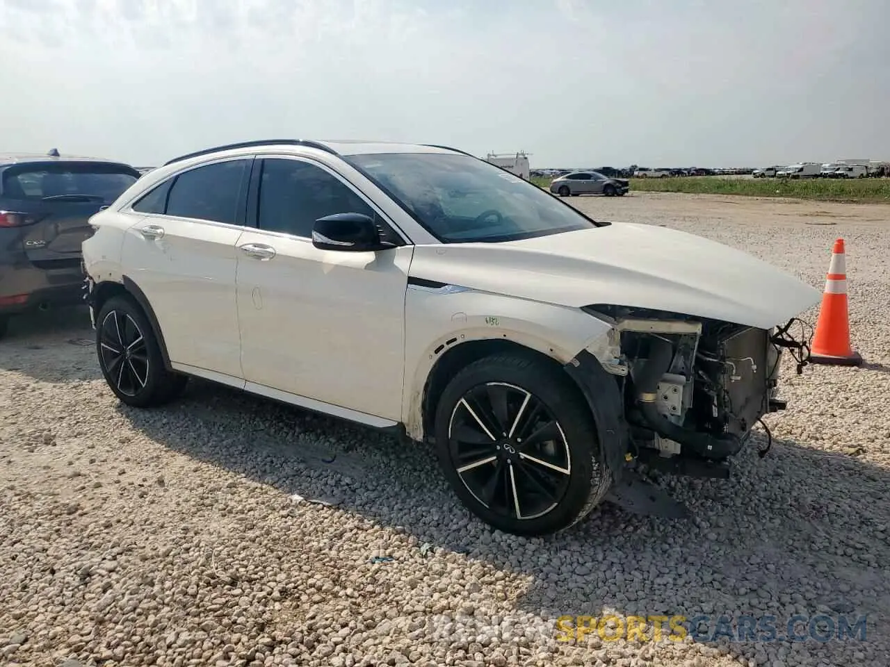 4 Photograph of a damaged car 3PCAJ5J38NF104137 INFINITI QX55 LUXE 2022