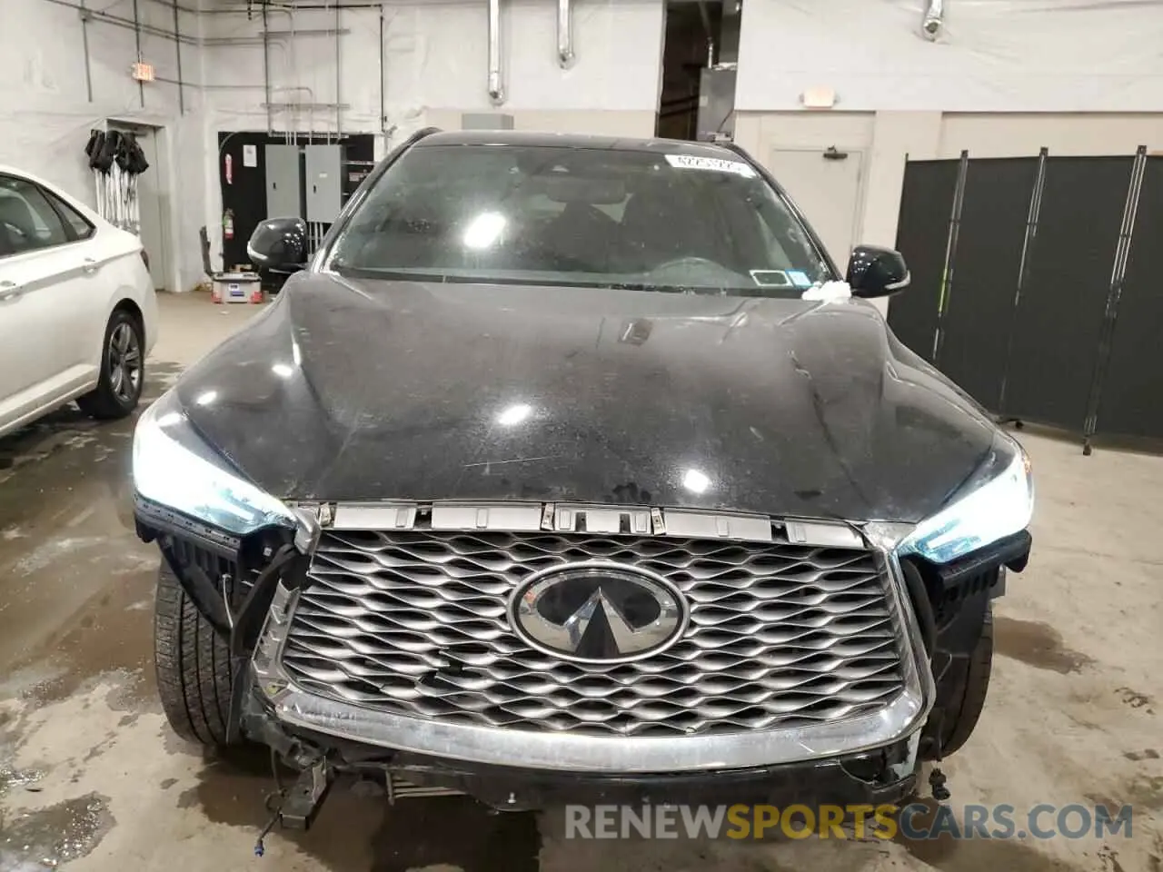 5 Photograph of a damaged car 3PCAJ5J39NF106026 INFINITI QX55 LUXE 2022