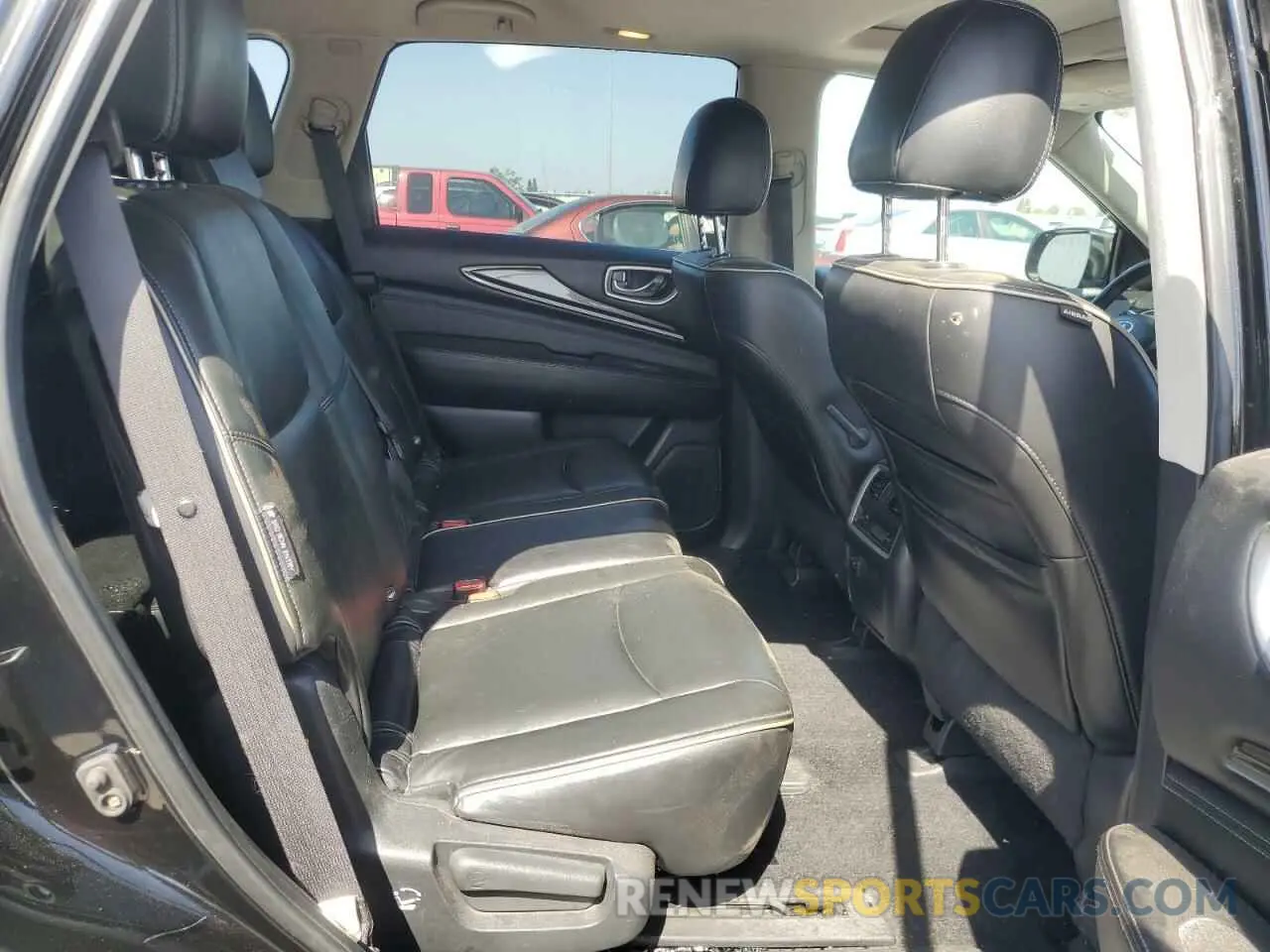 11 Photograph of a damaged car 5N1DL0MM0KC508181 INFINITI QX60 2019