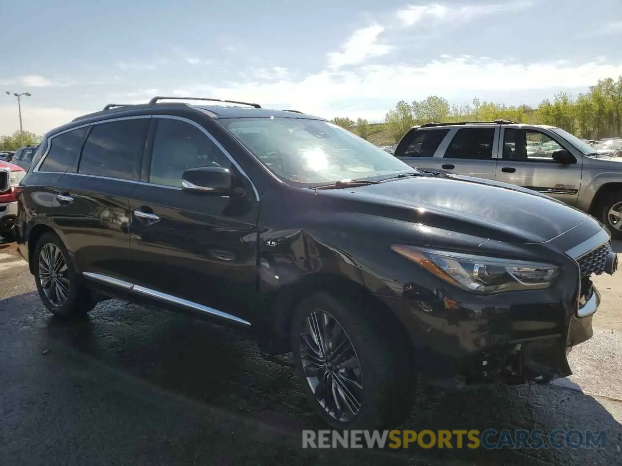 4 Photograph of a damaged car 5N1DL0MM1KC510294 INFINITI QX60 2019