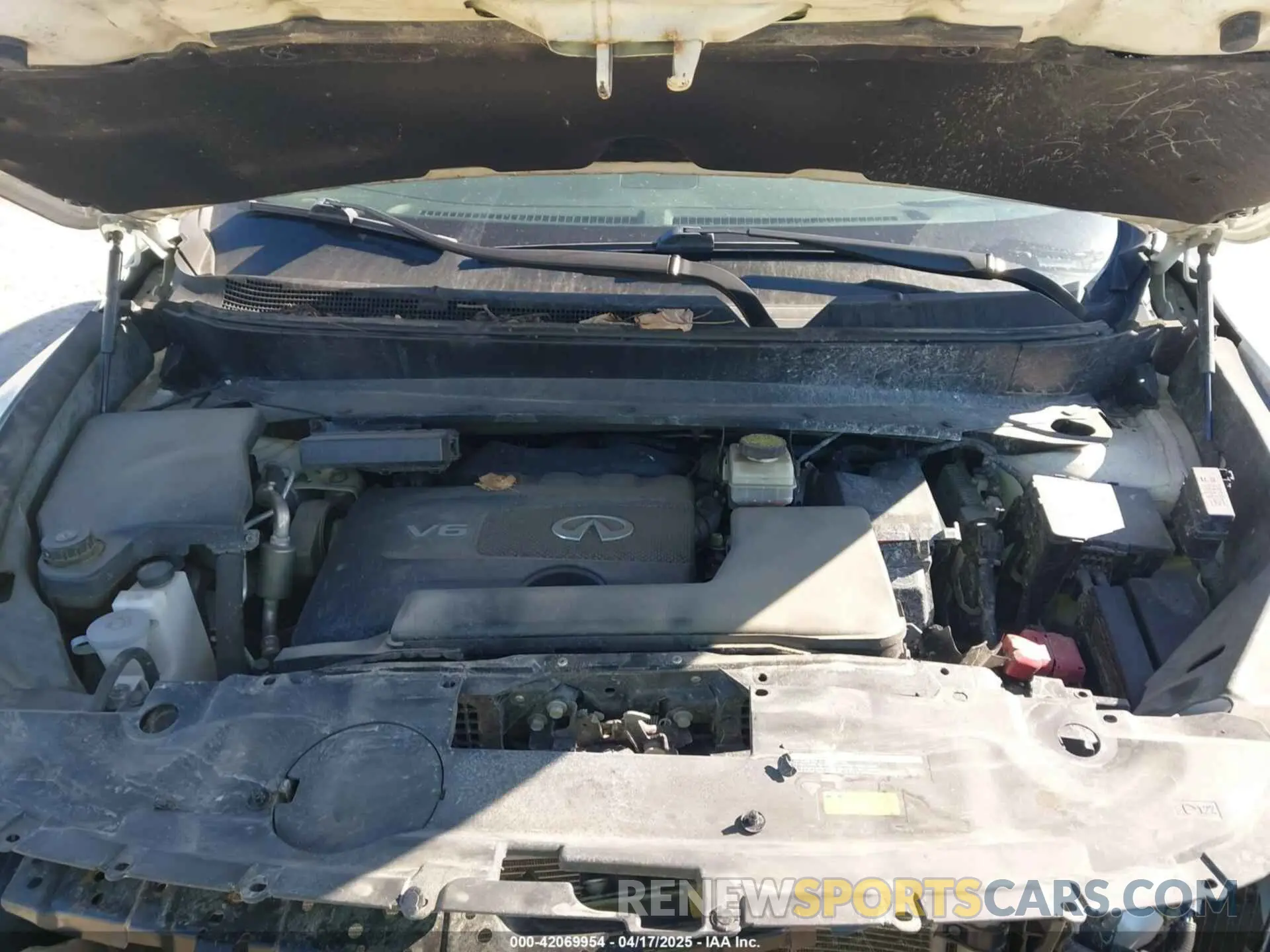 10 Photograph of a damaged car 5N1DL0MM1KC514667 INFINITI QX60 2019