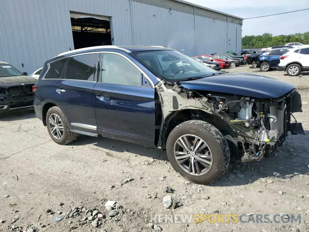 4 Photograph of a damaged car 5N1DL0MM1KC556515 INFINITI QX60 2019