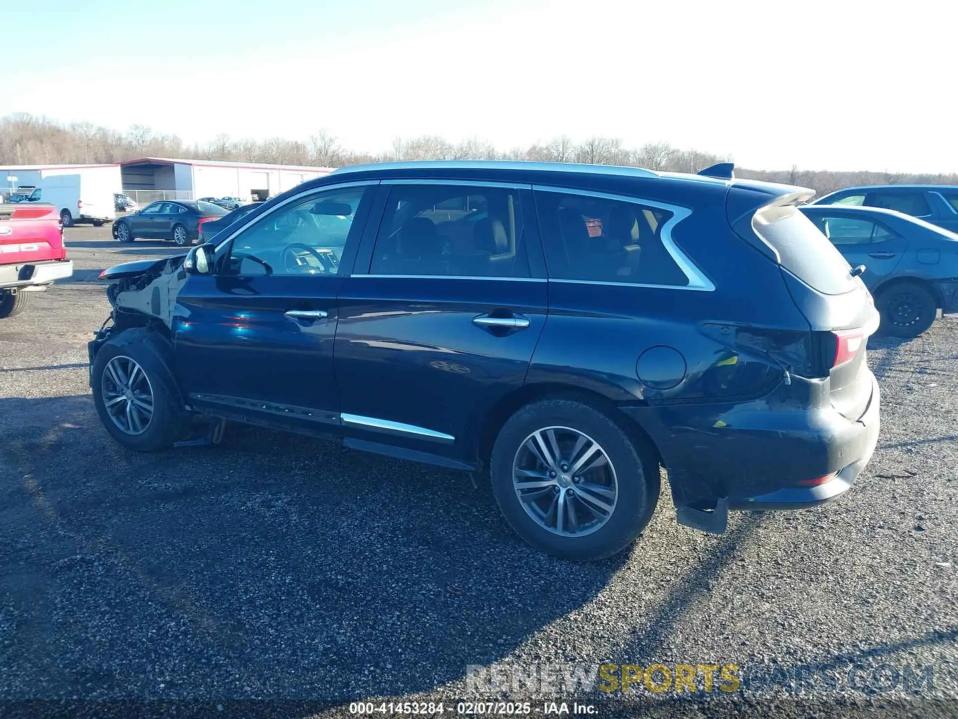 14 Photograph of a damaged car 5N1DL0MM2KC507484 INFINITI QX60 2019