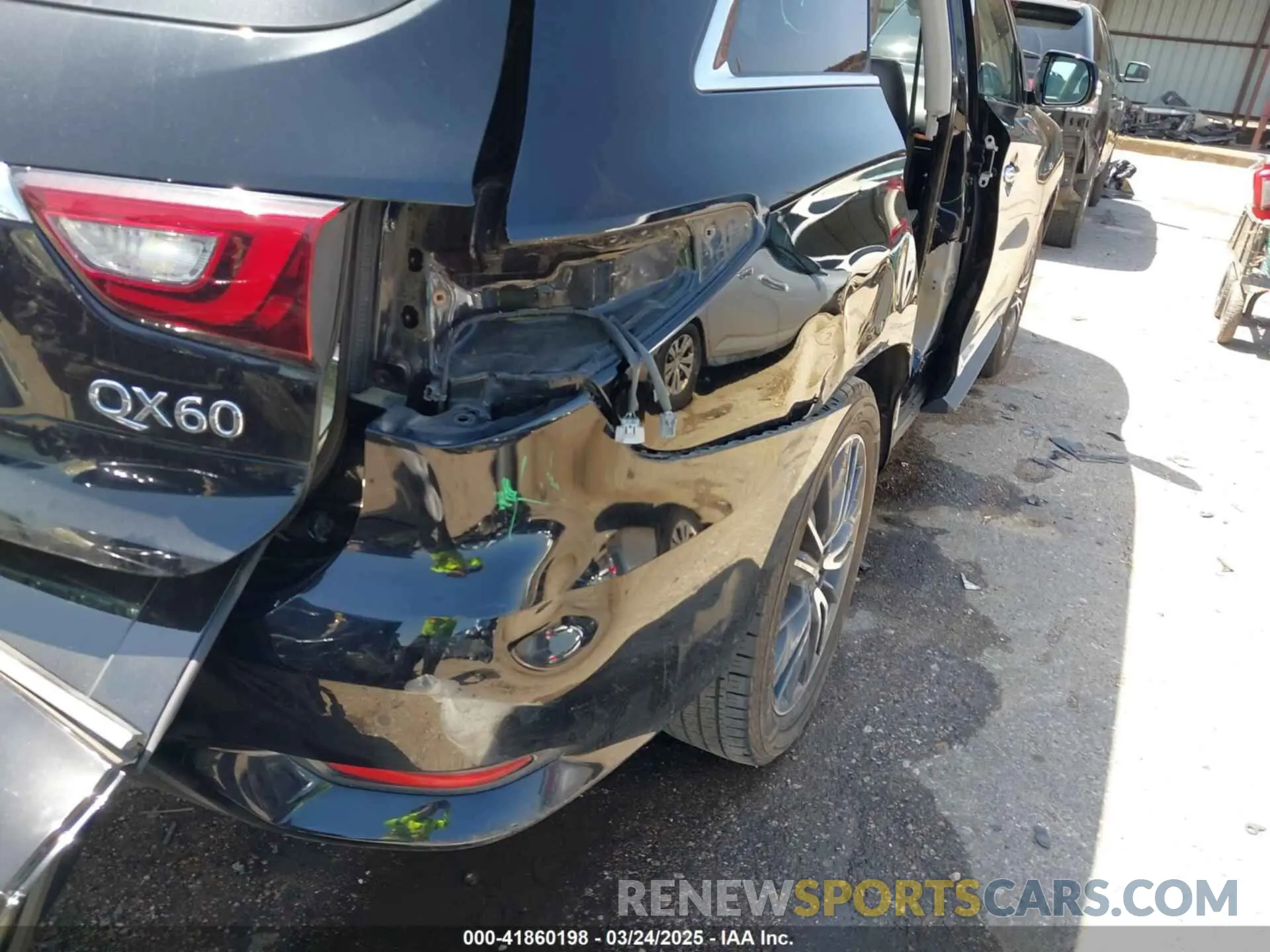 19 Photograph of a damaged car 5N1DL0MM2KC516363 INFINITI QX60 2019