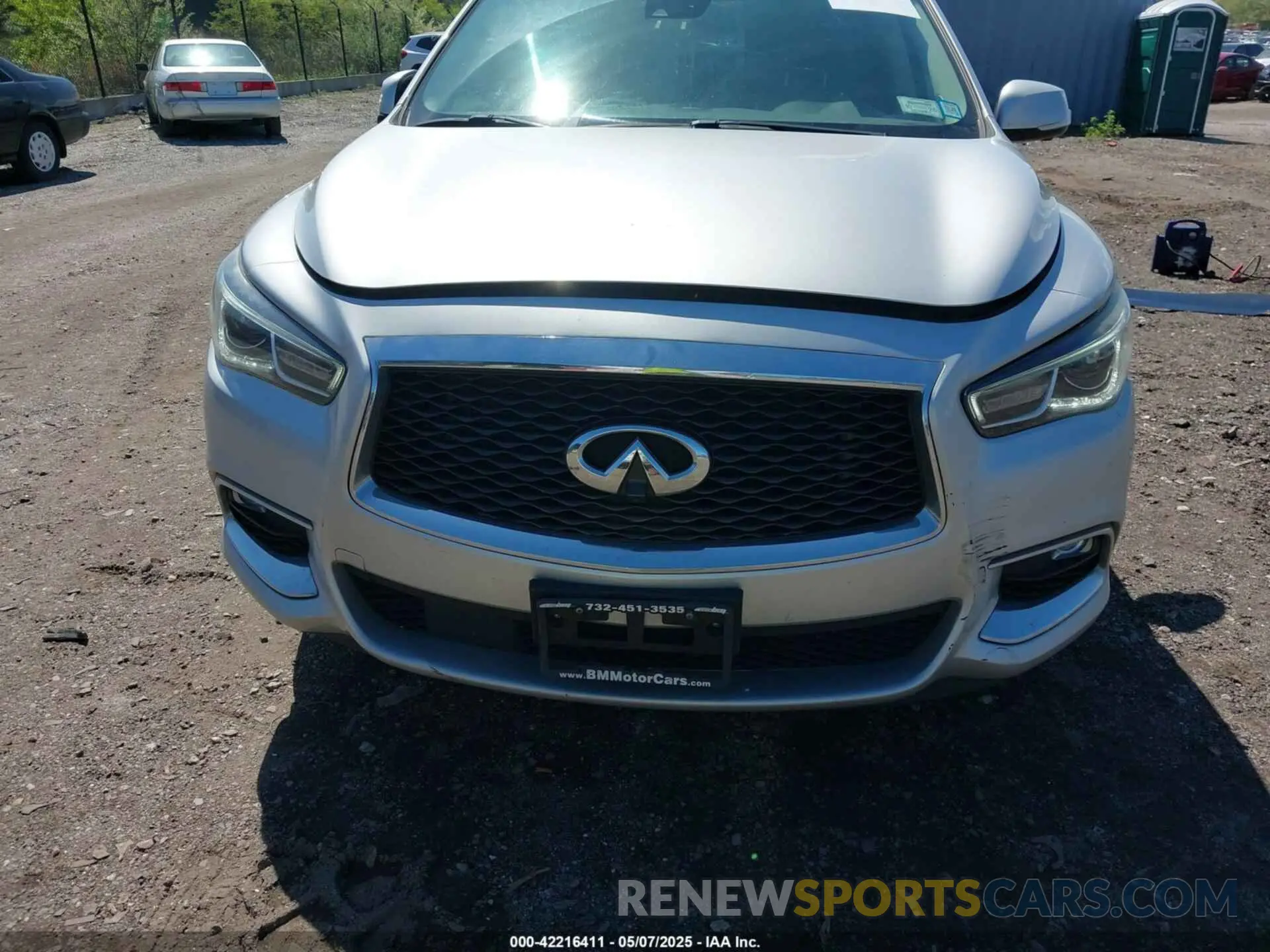 12 Photograph of a damaged car 5N1DL0MM2KC525869 INFINITI QX60 2019