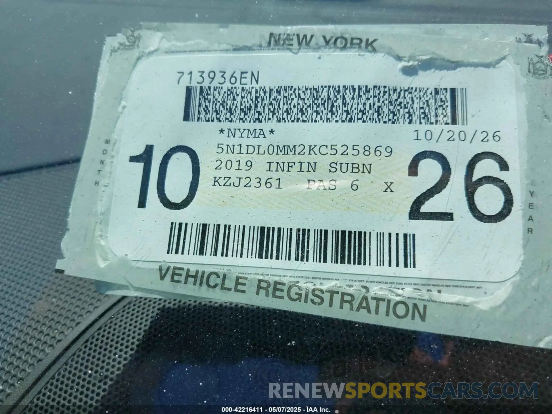 21 Photograph of a damaged car 5N1DL0MM2KC525869 INFINITI QX60 2019