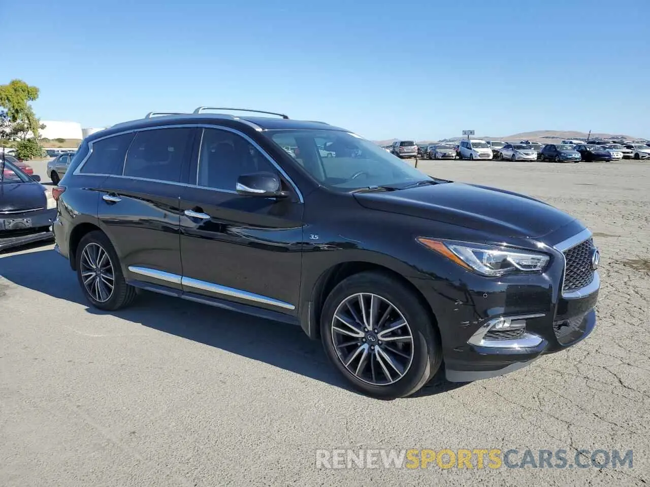 4 Photograph of a damaged car 5N1DL0MM3KC506036 INFINITI QX60 2019