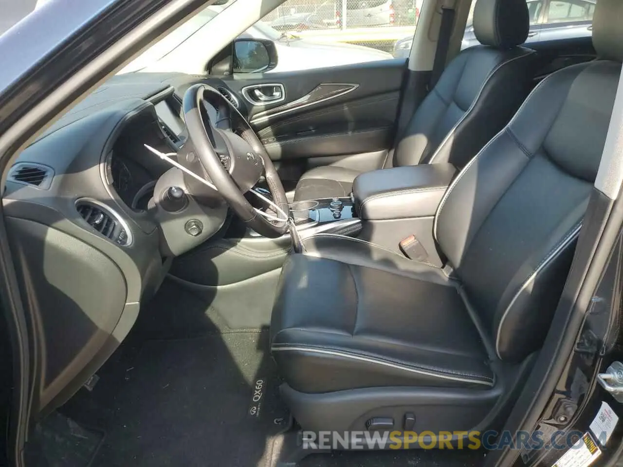 7 Photograph of a damaged car 5N1DL0MM3KC559206 INFINITI QX60 2019